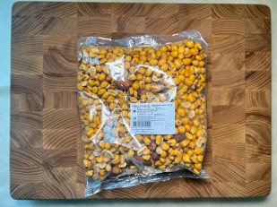 Миндаль жарено-соленый: Ореховая смесь ж/с с кукурузой со вкусом 