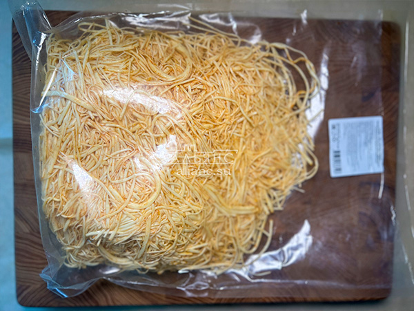 Сырный продукт ФЕРМЕРСКИЙ паутинка с паприкой в Ясененво
