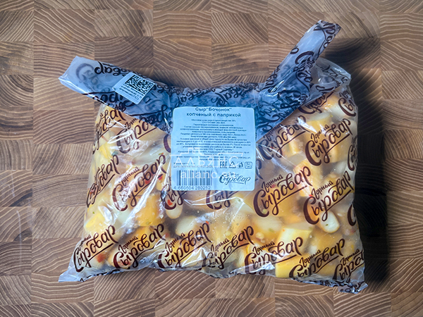 Сыр 1 кг ГОРНЫЙ СЫРОВАР (Бочонок копчёный с паприкой) в Ясененво